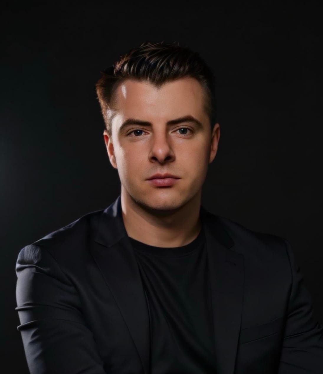 Marshall, owner of AestheticOffice